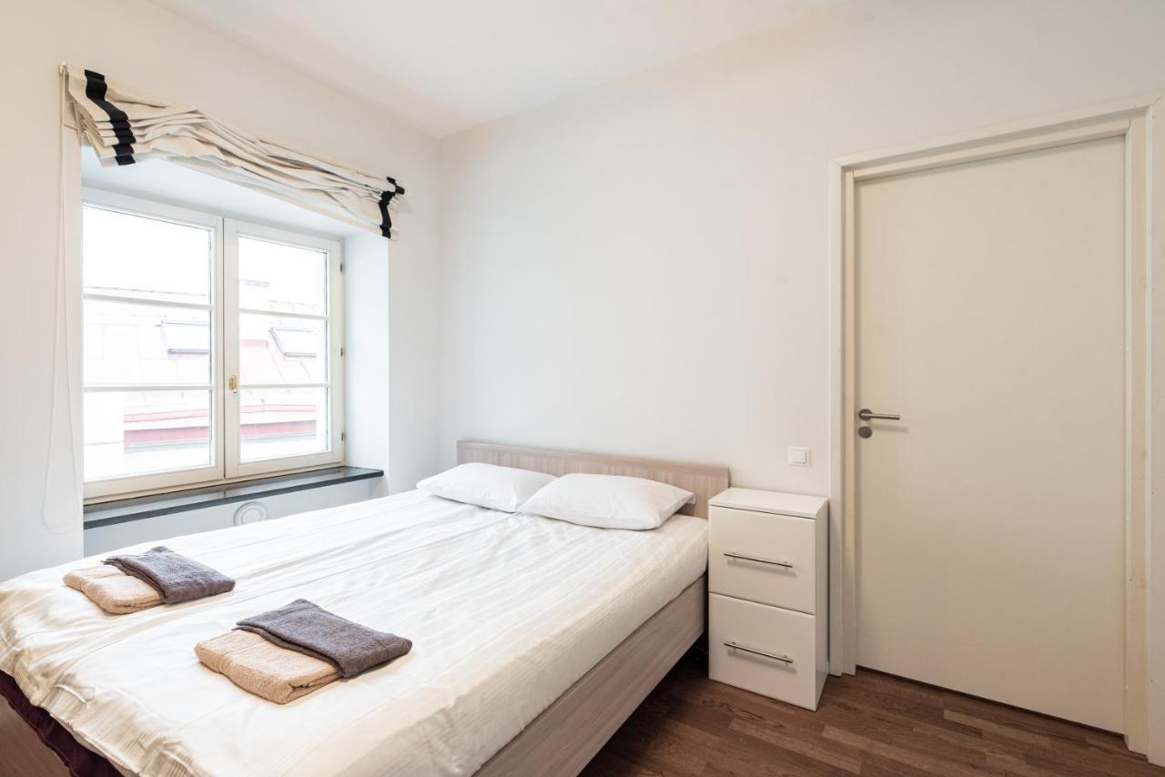 Airhome - Raekoja Plats Tallinn Exterior foto